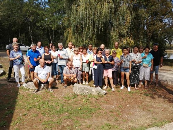 04 09 Etang de Prerault photo de groupe