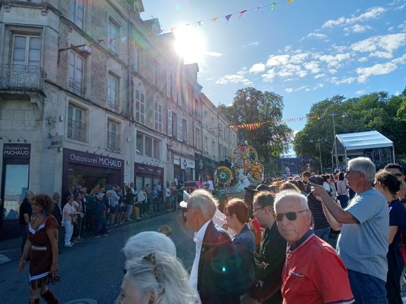 05 06 fontenay defile des chars