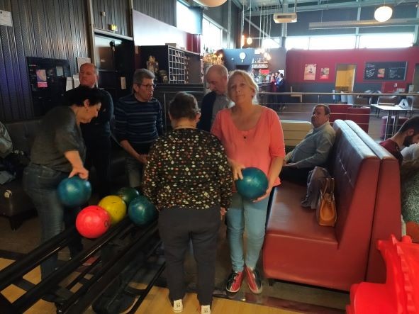 26 03 moment important au bowling : le choix de la boule