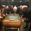 Partie de babyfoot après restaurant